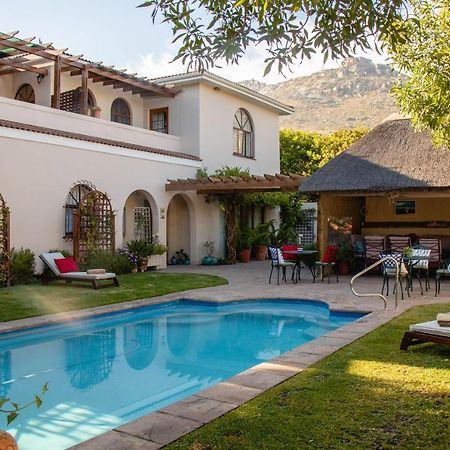A Tuscan Villa Guest House Фиш Хук Екстериор снимка