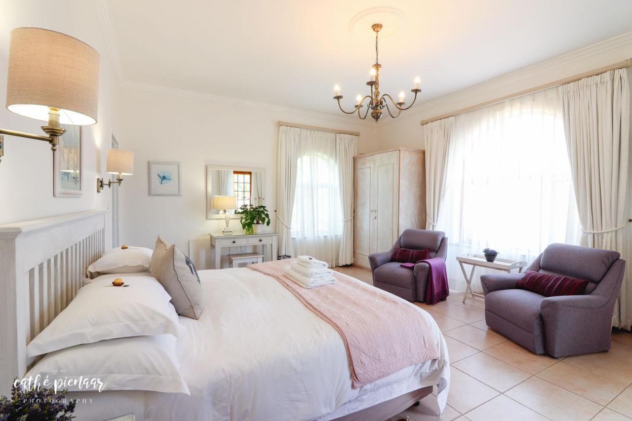 A Tuscan Villa Guest House Фиш Хук Екстериор снимка