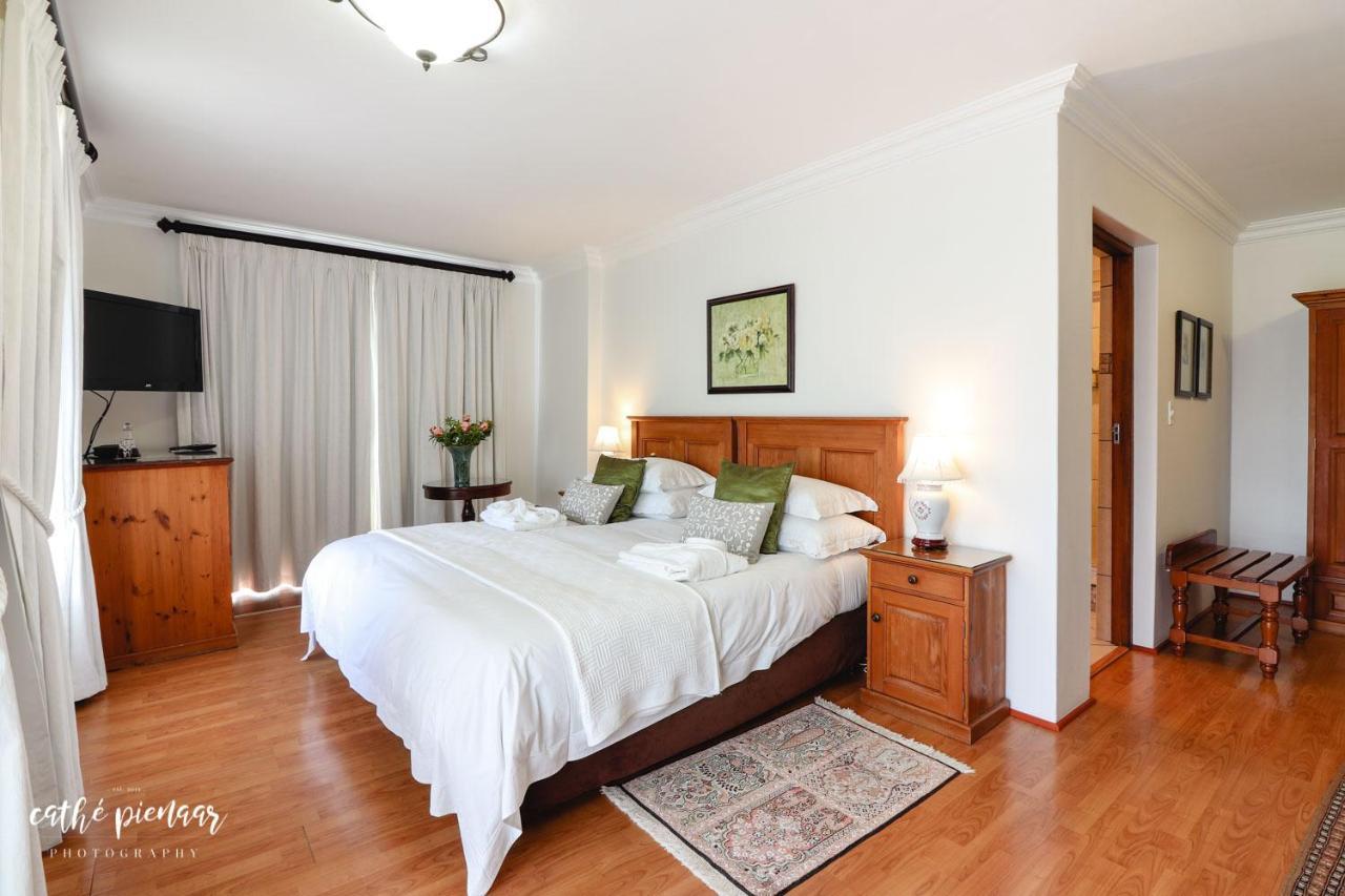A Tuscan Villa Guest House Фиш Хук Екстериор снимка