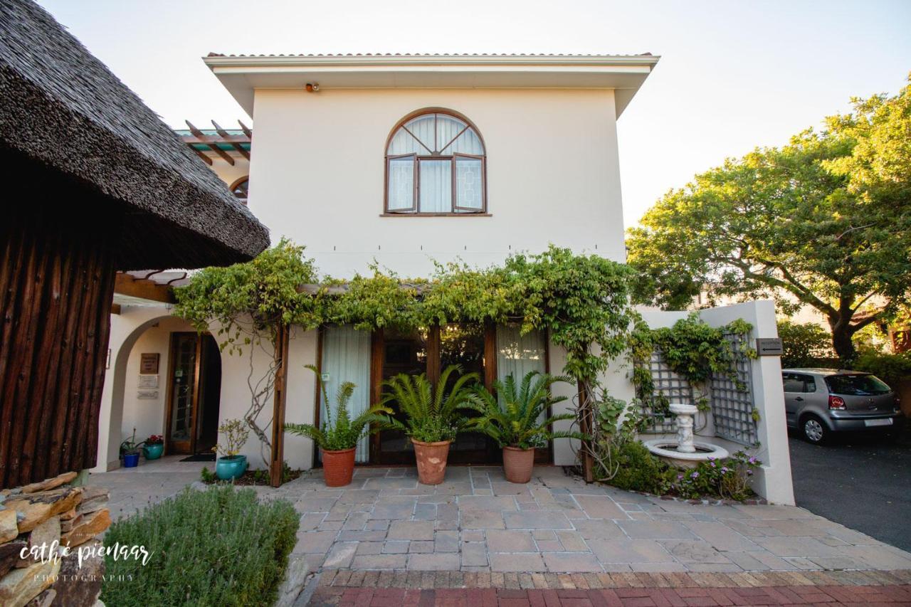 A Tuscan Villa Guest House Фиш Хук Екстериор снимка