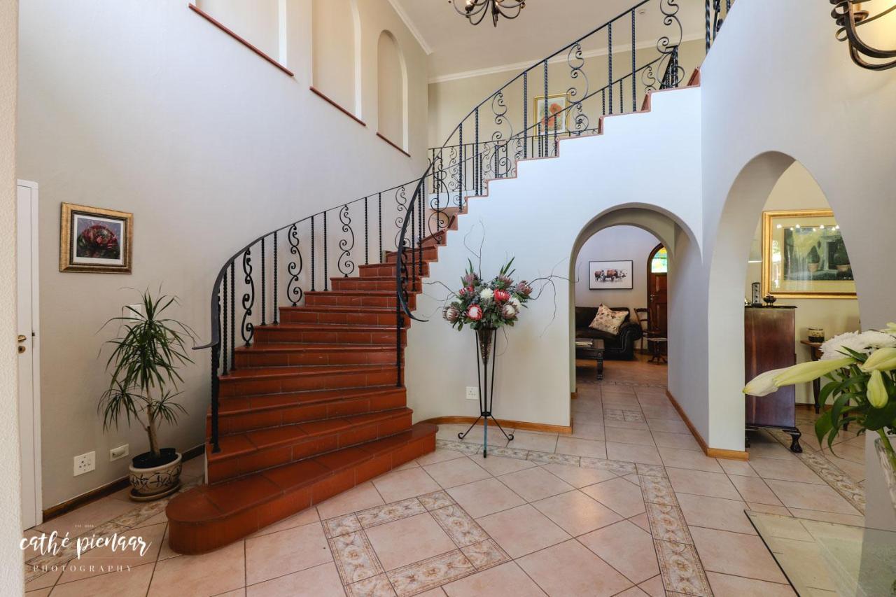 A Tuscan Villa Guest House Фиш Хук Екстериор снимка