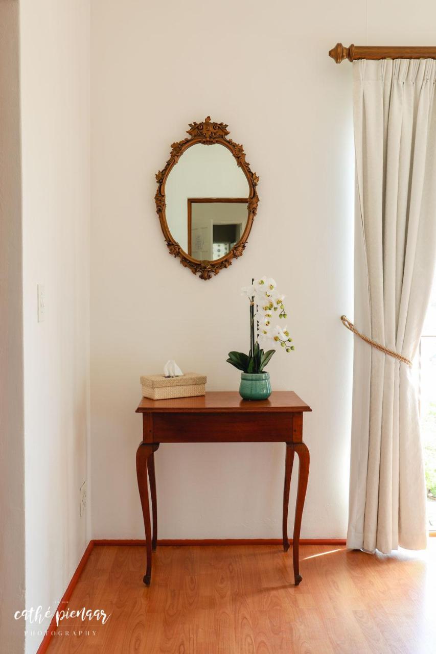 A Tuscan Villa Guest House Фиш Хук Екстериор снимка
