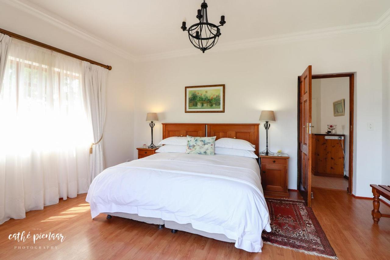 A Tuscan Villa Guest House Фиш Хук Екстериор снимка